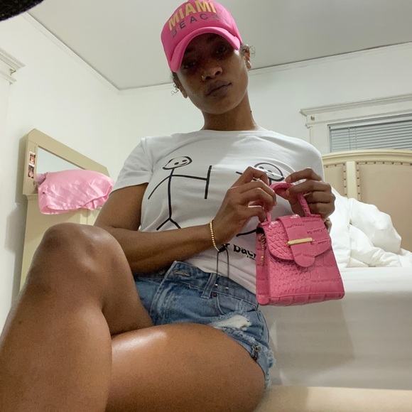 Hello I am Shay 👋🏽 - Picture 7 of 12